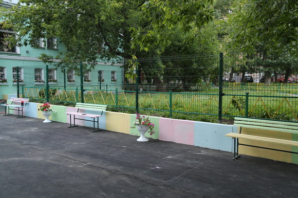 7B4A2192